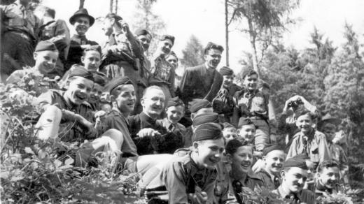 Páter Hladiš v roce 1946 jako skaut