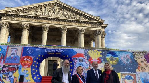 Pavel Šťastný, starostka V. pařížského obvodu Florence Berthout, velvyslanec ČR v Paříži Michel Fleischmann a jeho manželka Kateřina Lojdová