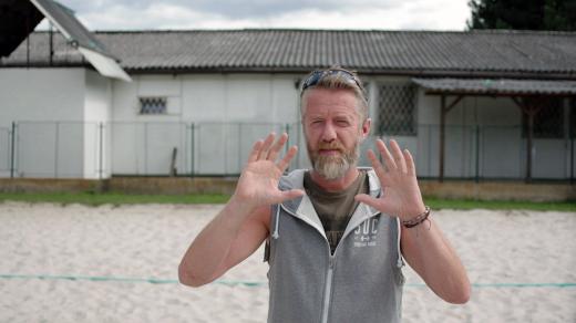 Jiří Langmajer ve filmu Přes prsty