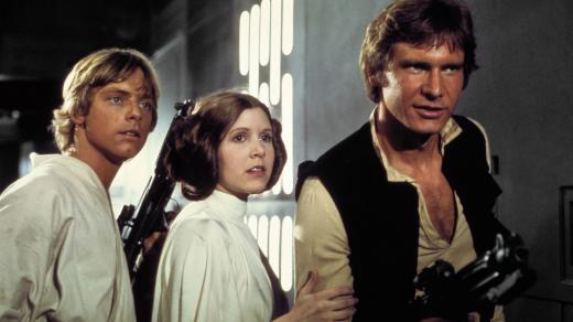Star Wars: Epizoda IV - Nová naděje. Mark Hamill jako Luke Skywalker, Carrie Fisher jako Leia Organa a Harrison Ford jako Han Solo