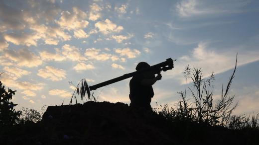 Mluvčí ukrajinského letectva Jurij Ihnat v úterý připustil, že Ukrajina se neustále potýká s nedostatkem raket protivzdušné obrany