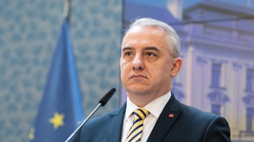 Tisková konference po jednání tripartity. Josef Středula, předseda ČMKOS