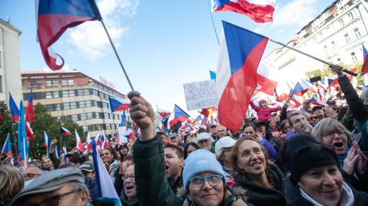 Protivládní demonstrace na Václavském náměstí.