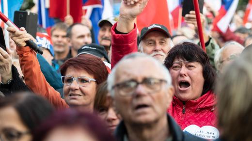 Protivládní demonstrace na Václavském náměstí.