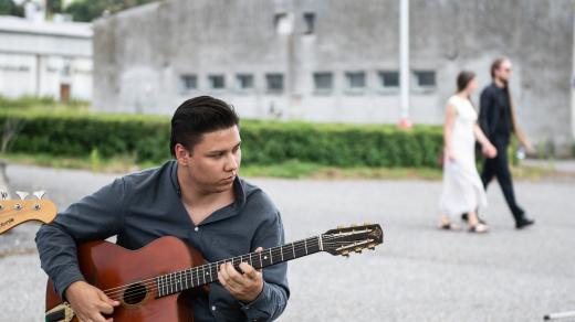Symbolické zahájení bourání vepřína na místě  bývalého koncentračního tábora Lety