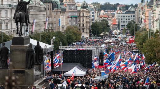Protivládní demonstrace na Václavském náměstí.