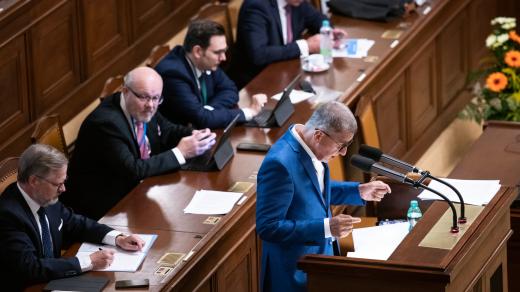 Poslanecká sněmovna při projednávání návrhu na vyslovení nedůvěry vládě.