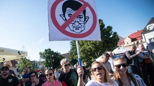 Volební kampaň Andreje Babiše a ANO před komunálními volbami. Unhošť.