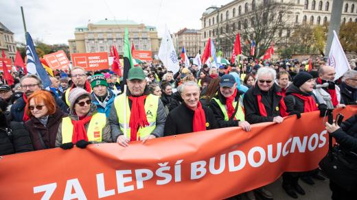 Protestní stávka odborů proti krokům vlády