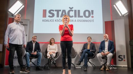 Europoslankyně a šéfka KSČM Kateřina Konečná představila koalici do evropských voleb Stačilo!