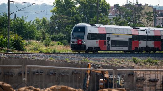 Prohlídka postupu stavebních prací na modernizovaném úseku Praha-Bubny – Praha-Výstaviště