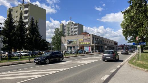 Sobrance leží na trase plánované dálnice k ukrajinským hranicím. Většina lidí regionem podle primátora jen projíždí